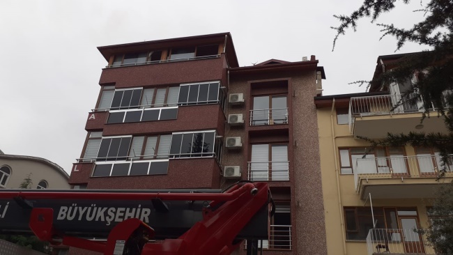  DENİZLİ’DE YANGIN PANİĞE NEDEN OLDU!