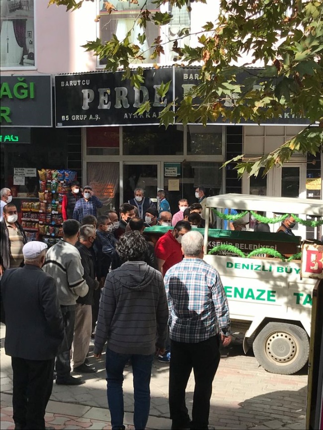 DENİZLİLİ  GENÇ BABA  HAYATINI  KAYBETTİ