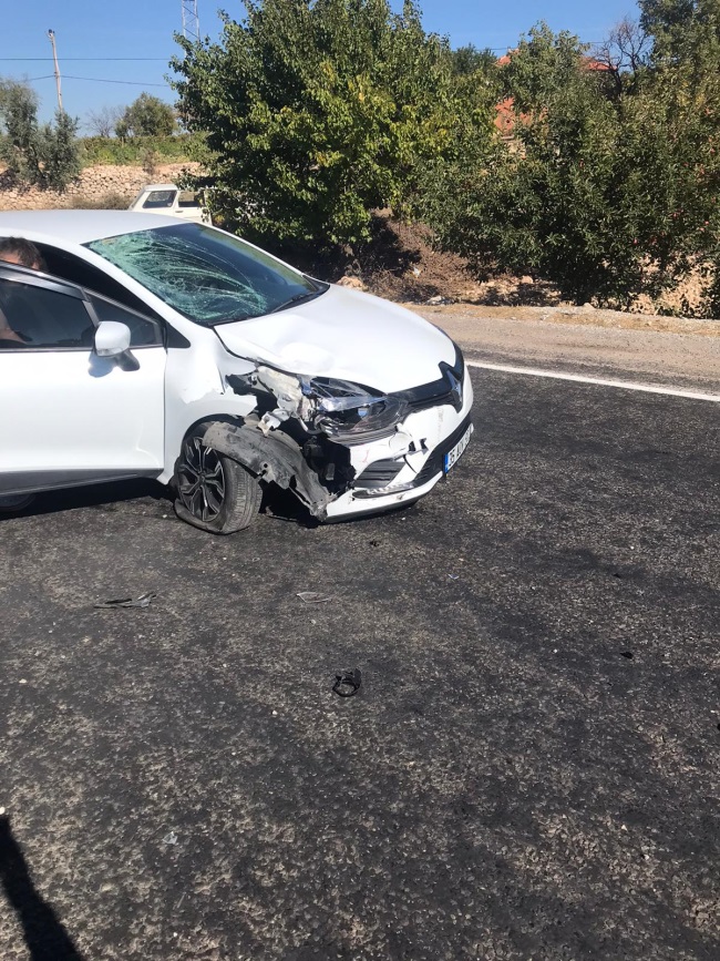 DENİZLİ’DE FECİ KAZA 1 AĞIR YARALI