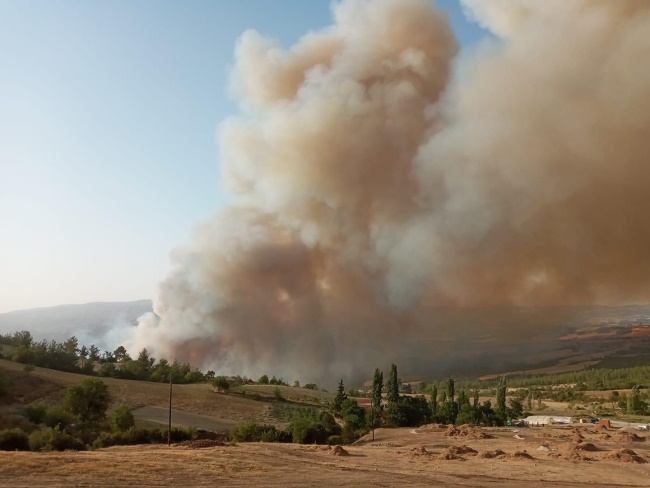 BULDAN’DA YANGIN BÜYÜYOR