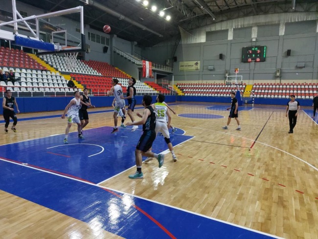 BASKETBOL U-18 KULÜPLER İL ŞAMPİYONASI SONA ERDİ