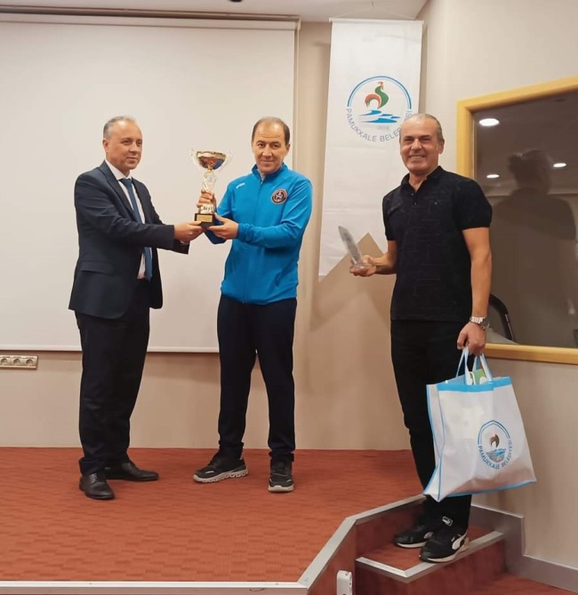 PAMUKKALE’DE MASTERLER  FUTBOL ŞÖLENİ YAŞANDI