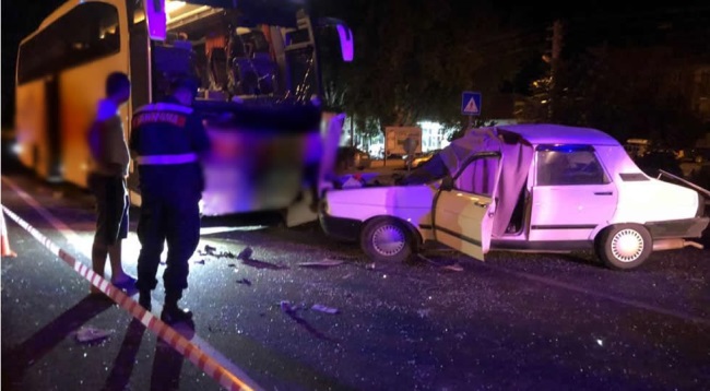  DENİZLİ’DE  KORKUNÇ KAZA 1 ÖLÜ!