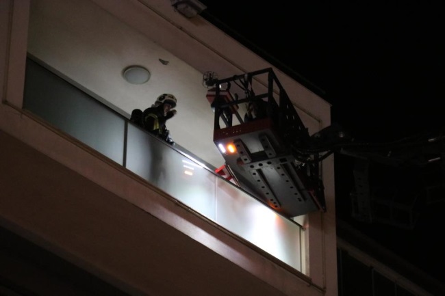 DENİZLİ'DE 7 KATLI REZİDANSTA YANGIN ÇIKTI  KORKU DOLU ANLAR YAŞANDI