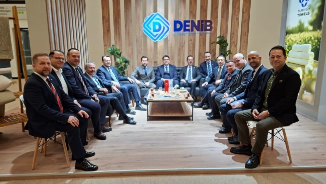 DENİZLİ EV TEKSTİLİ ALMANYA’DA KURULAN DÜNYA SAHNESİNDE TANITILIYOR