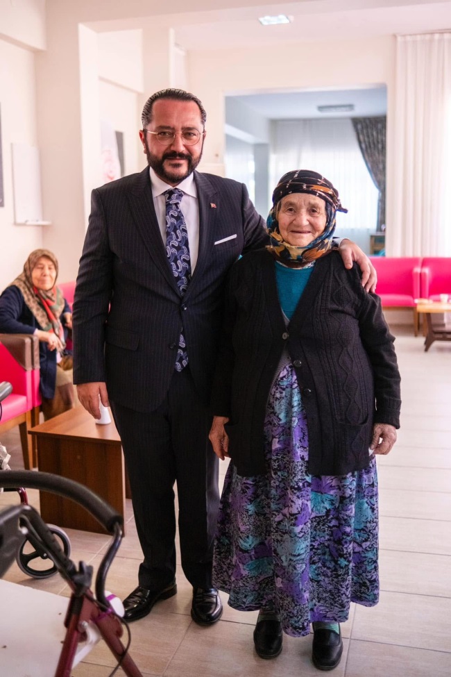 MHP'Lİ YILMAZ’DAN 8 MART DÜNYA KADINLAR GÜNÜNÜ KUTLADI